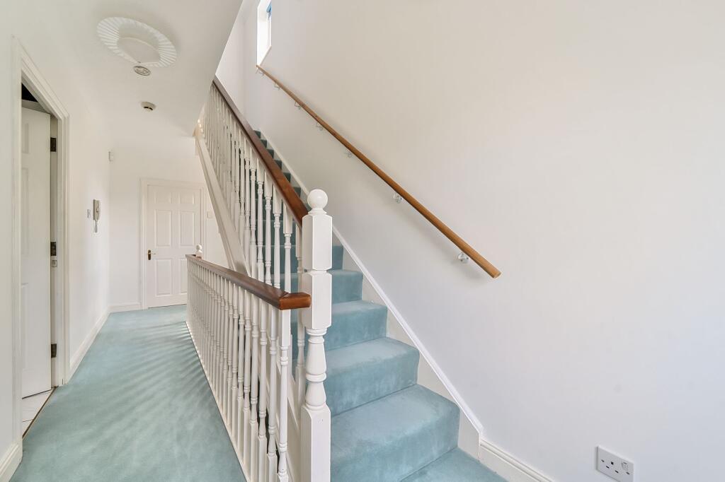 Grenville Place, Mill Hill, NW7, London